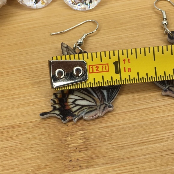 Demoleus Acrylic Butterfly Earrings - Picture 6 of 6